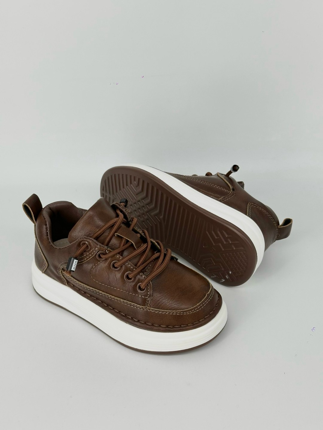 ,обуви,детская ,кроссовки подростковые,полуботинки спортивные