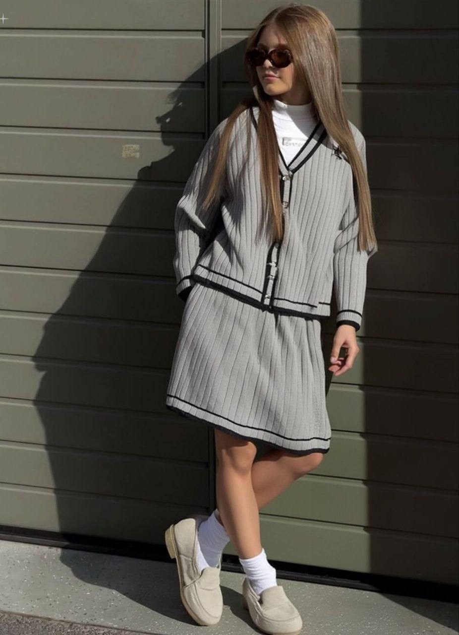 трикотажный костюм с юбкой,костюм с юбкой плиссе,трикотажные костюмы,трикотажный костюм с юбкой плиссе,костюм с юбкой