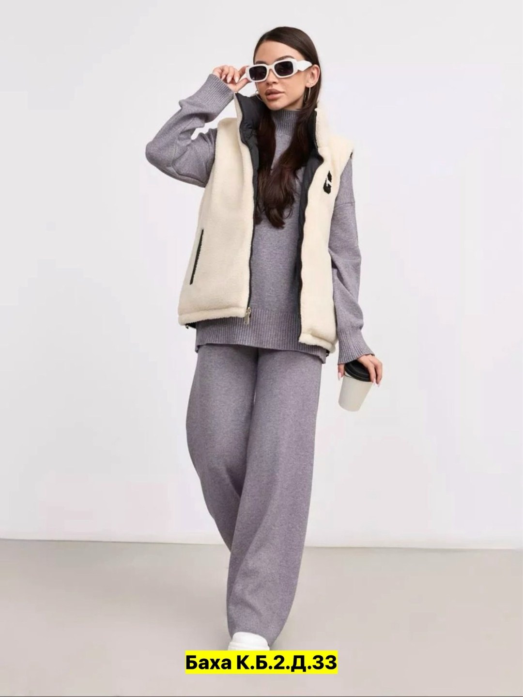 женская жилетка,женские жилеты,демисезонный жилет,модные синтепоновые жилеты,жилет утепленный двухсторонний безрукавка