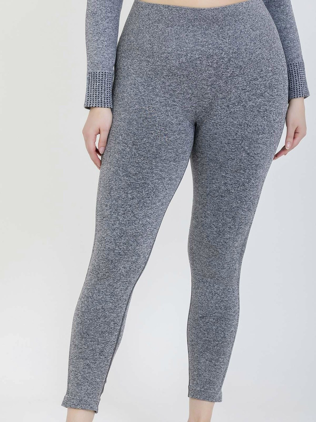 светло серые легинсы,легинсы,легинсы женские,женские леггинсы,леггинсы лосины