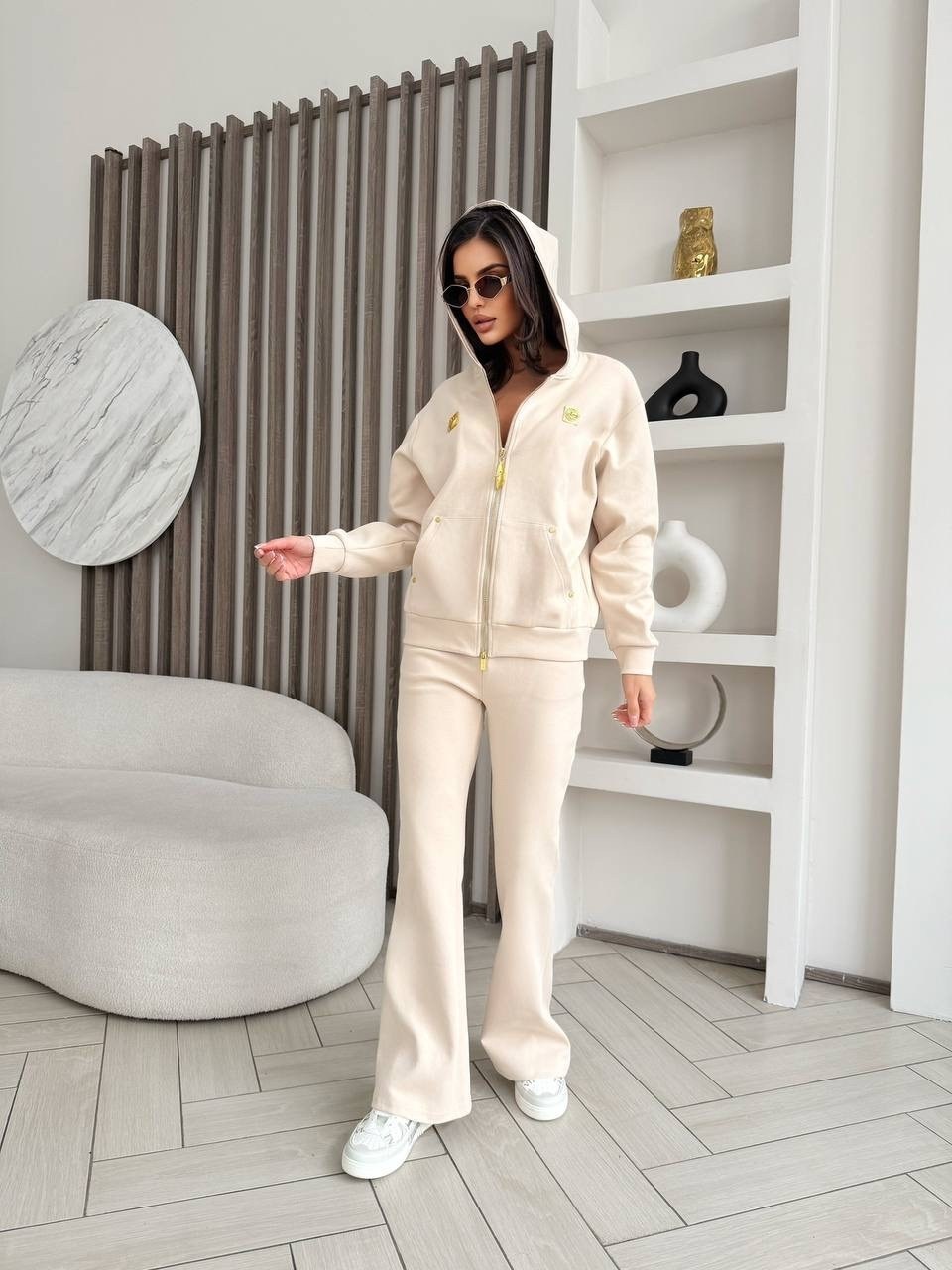 костюм бежевый,костюм с брюками,женский костюм,спортивные костюмы женские,костюмчик на флисе