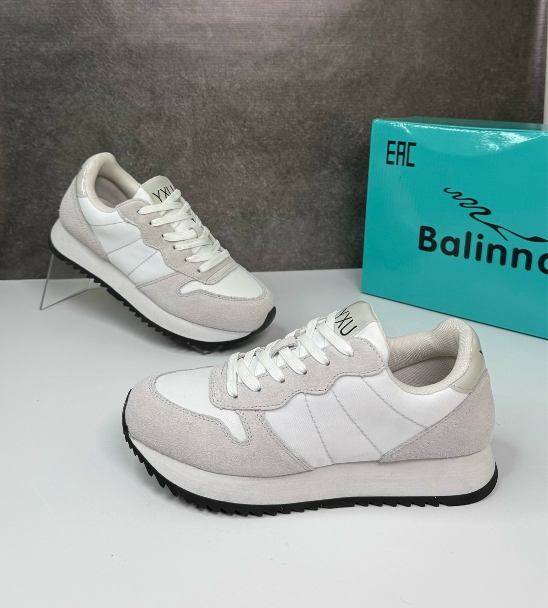 ,кроссовки женскиe,кроссовки модные,кроссовки женщины,повседневные кроссовки