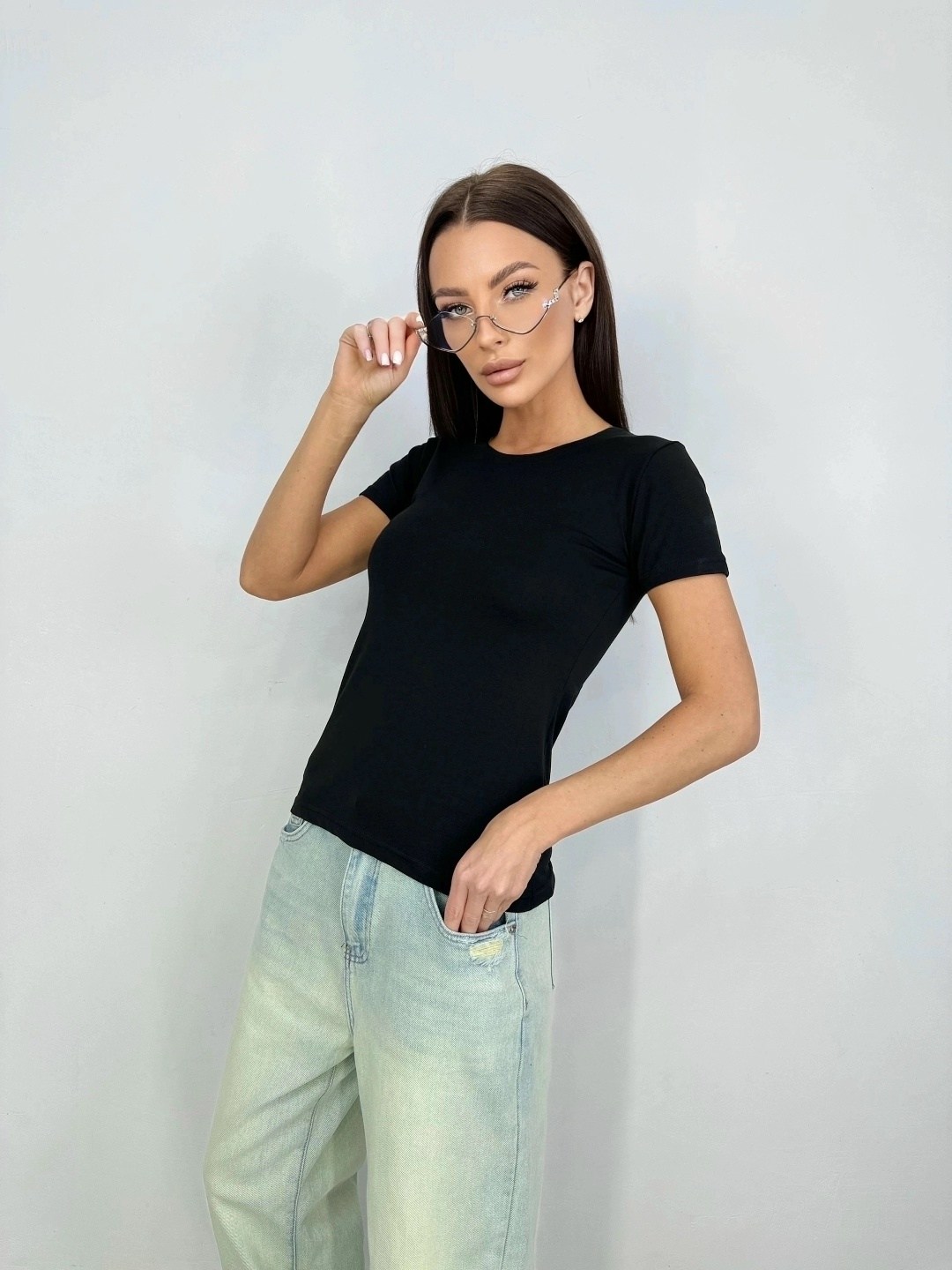 базовая женская футболка,женская футболка белая,футболки женская,белая базовая футболка женская,базовая белая футболка