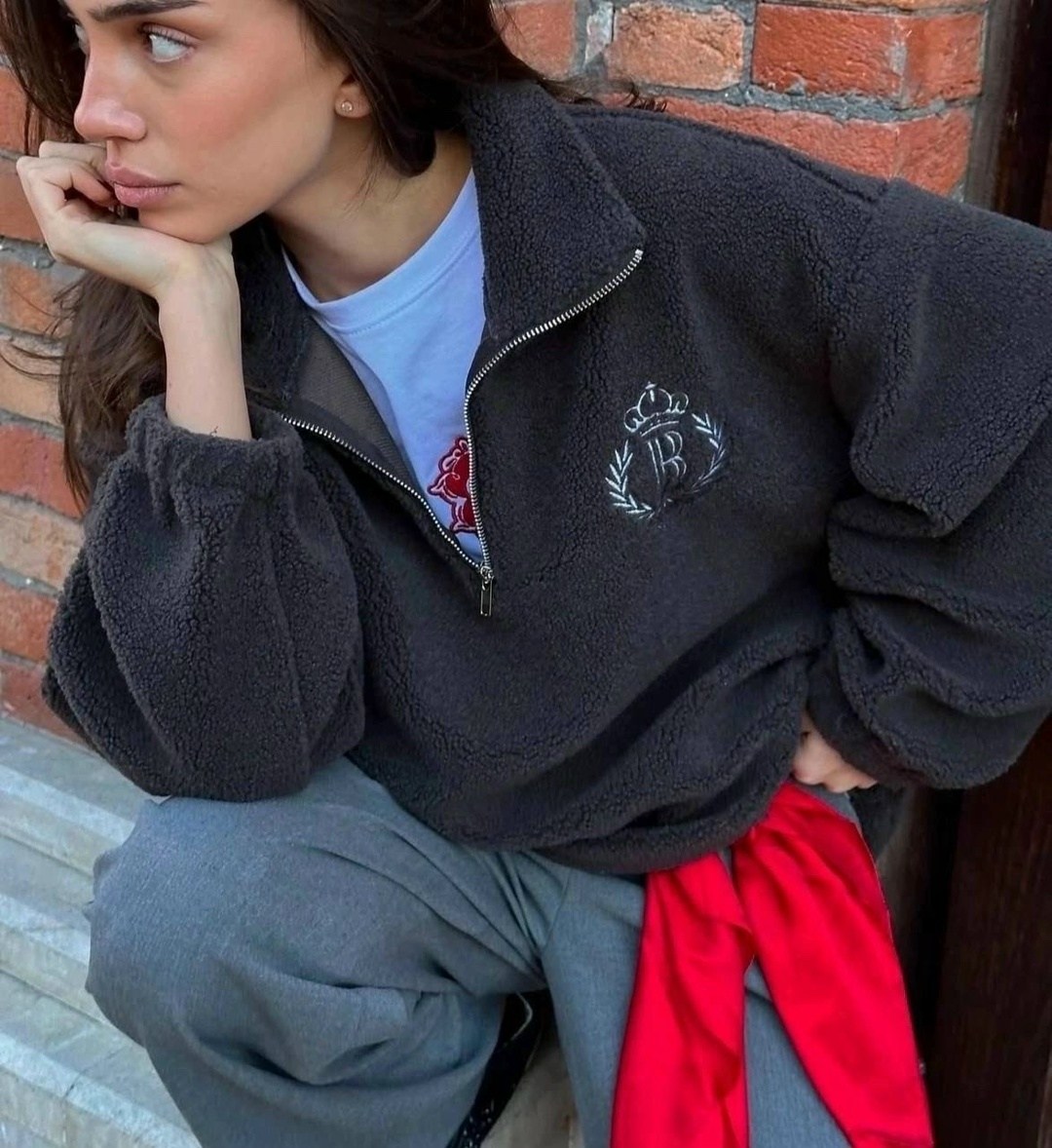 женская кофта красная,женская кофта,свитшот женский,женский свитшот оверсайз,свитер женский