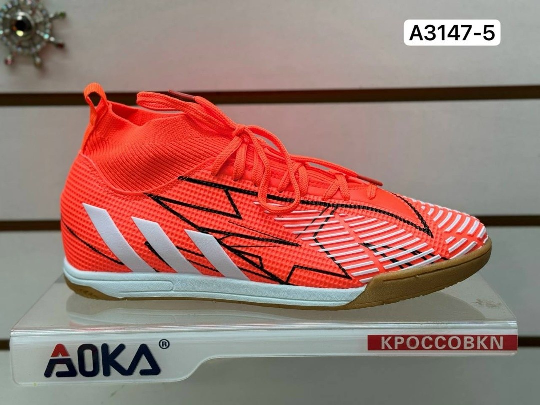 адидас предатор футзалки,футзалки adidas,футбольная ,футзалка,футзалки адидас