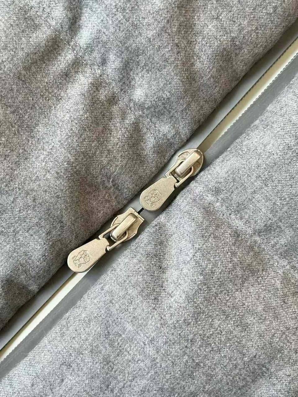 пуховик brunello cucinelli,куртки мужская зимняя,пуховики мужские,серый мужской пуховик,куртка пуховик