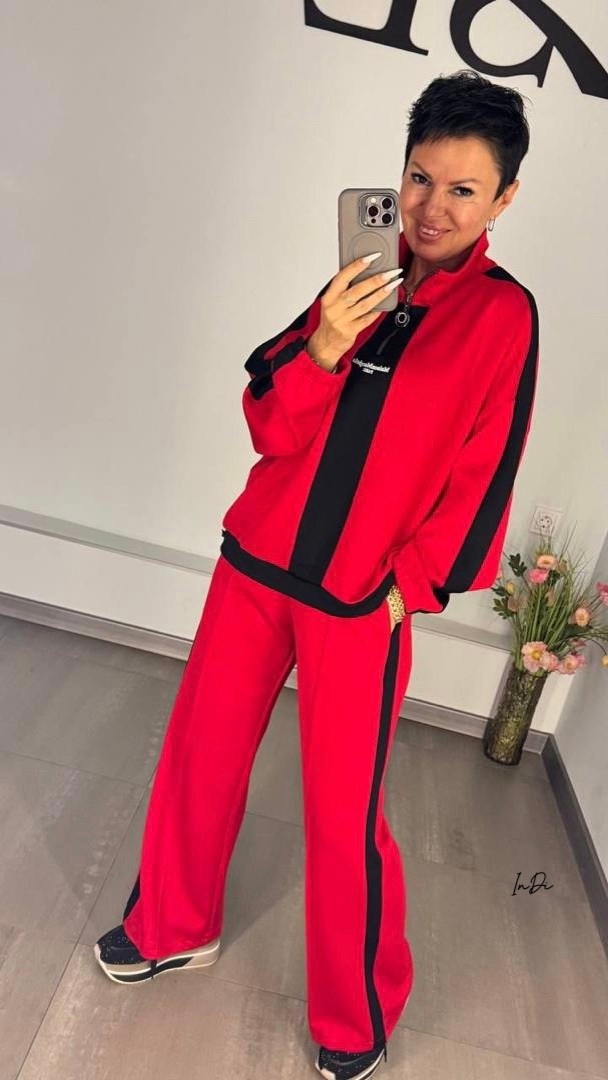 стильные костюмы,женский спортивный костюм,костюм спортивный,женский костюм,костюм с лампасами