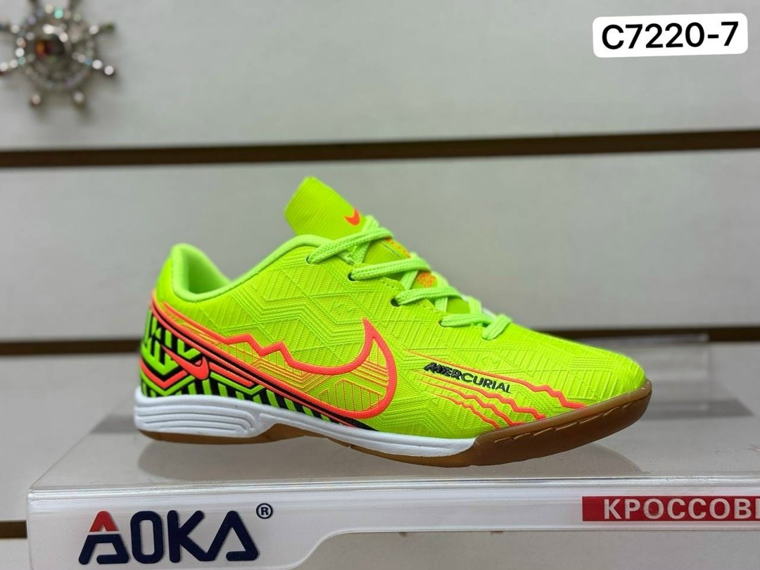 бутсы для зала,бутсы футзалки сороконожки,футзалки пума детские,сороконожка для футбола,футзалки найк