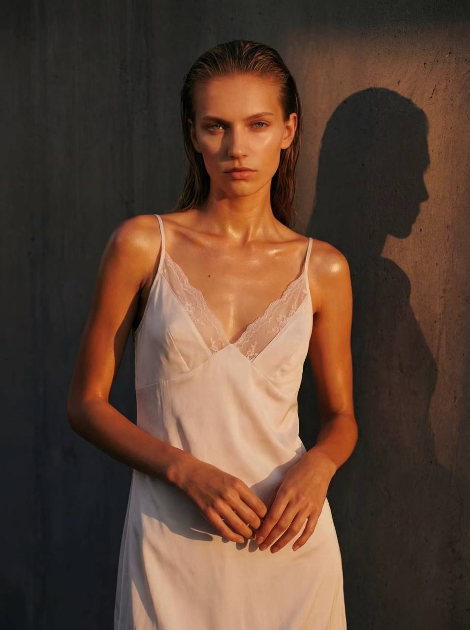 ночная сорочка женская,шелковая ночнушка интимиссими,интимиссими сорочка шелковая,сорочка с кружевом,ночная сорочка