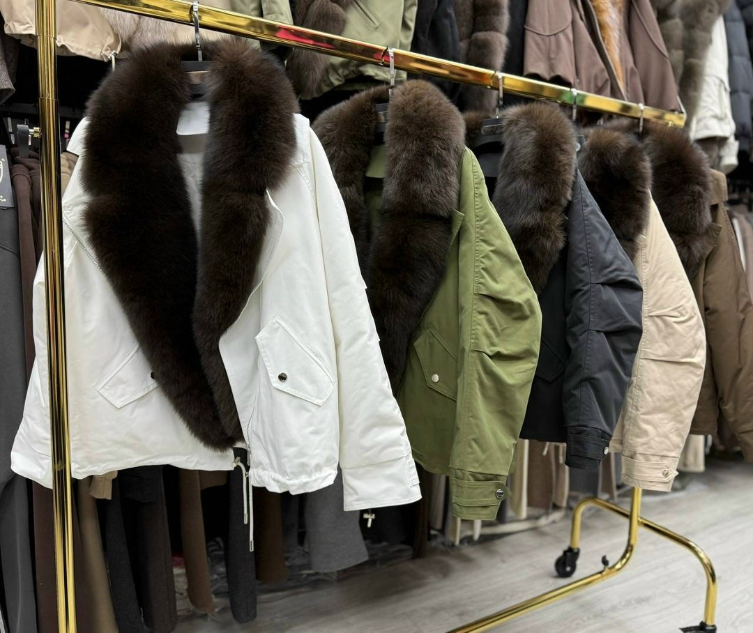 парка натуральным мехом,зеленая парка с мехом,парка с мехом,женская парка с мехом,парка с натуральным мехом женская