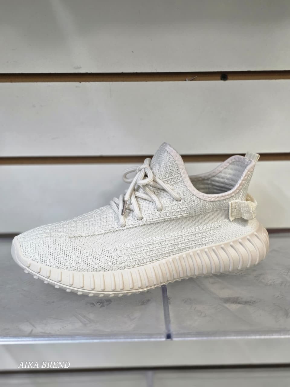 ,adidas yeezy boost 350 v2 sand taupe,кроссовки изики,кроссовки изи,кроссовки изики женские