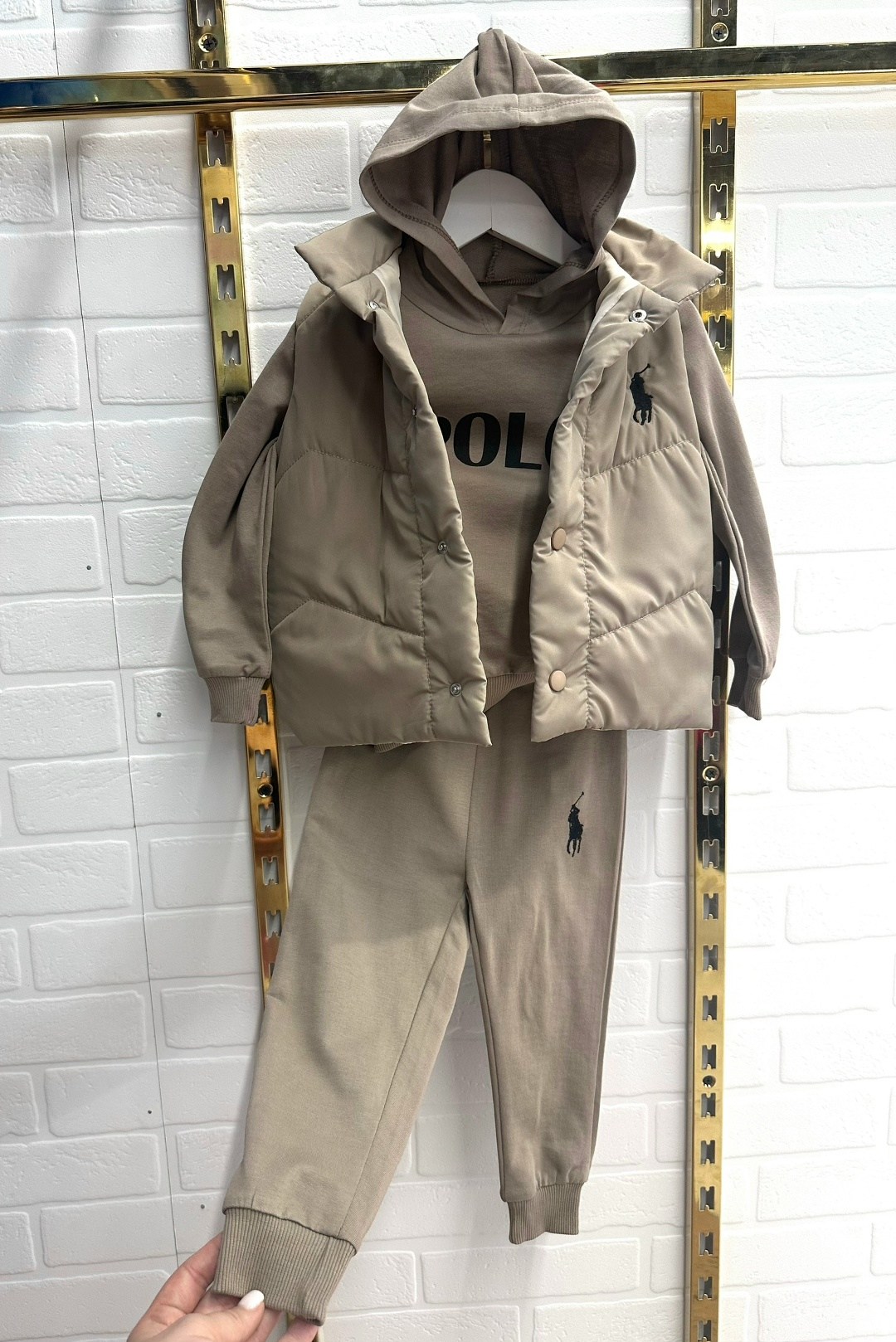 мода для малышей,одежда для маленьких,стильный детский костюм,одежда для мальчиков,одежда для детей