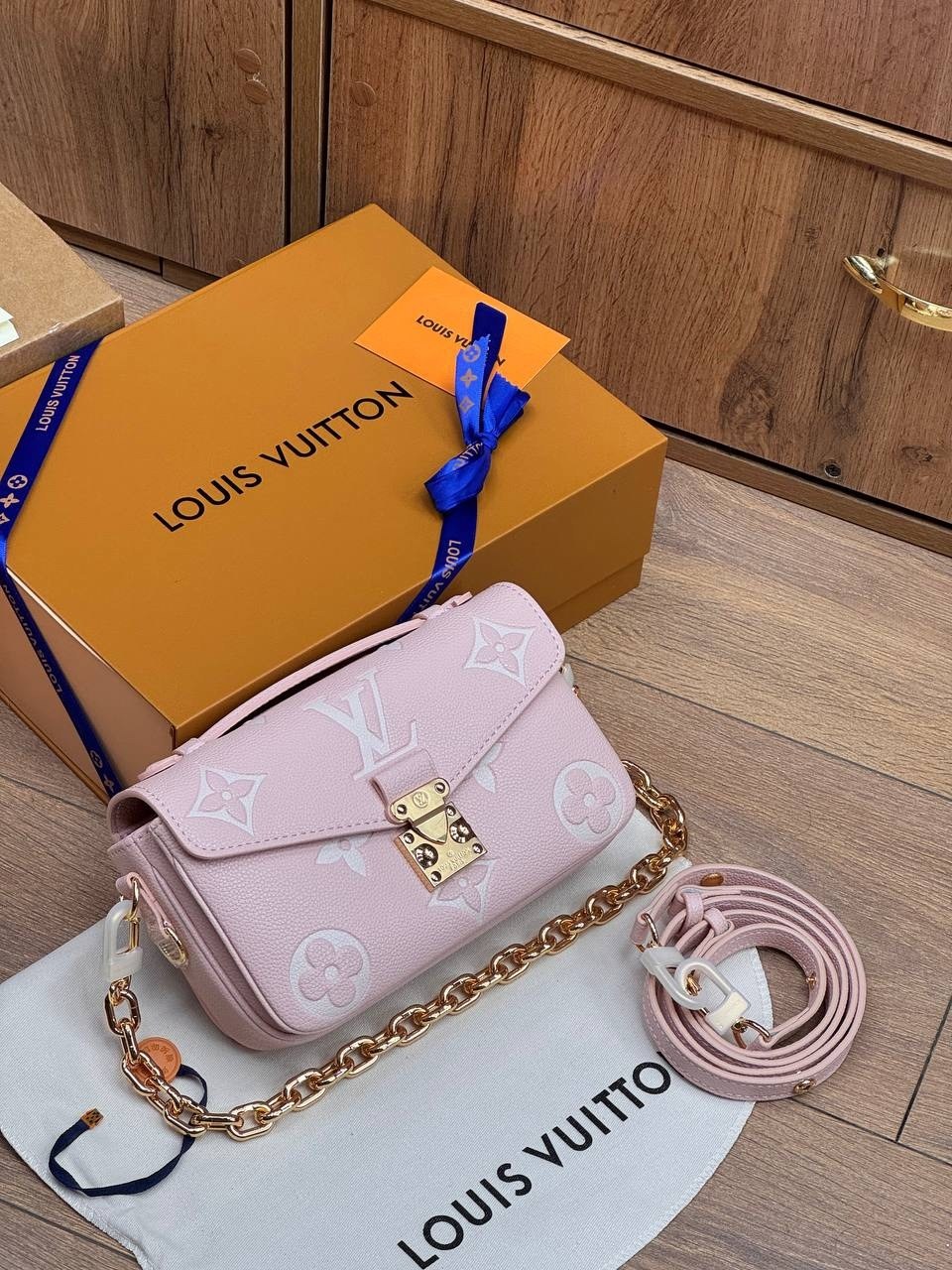 сумка женская louis vuitton,louis vuitton сумка на плечо,сумка louis vuitton,модная сумка,модная женская сумка