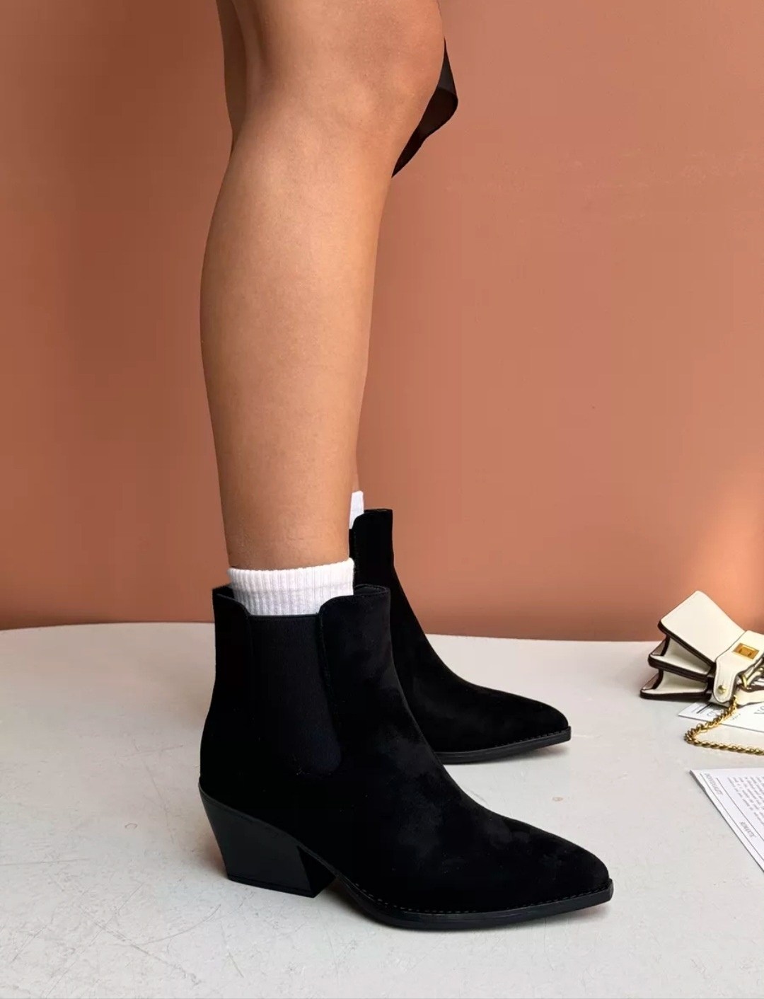 ,женские демисезонные ботинки казаки,сапоги казаки женские демисезонные,ботинки казаки женские демисезонные grossa 252288068,черные замшевые полусапожки