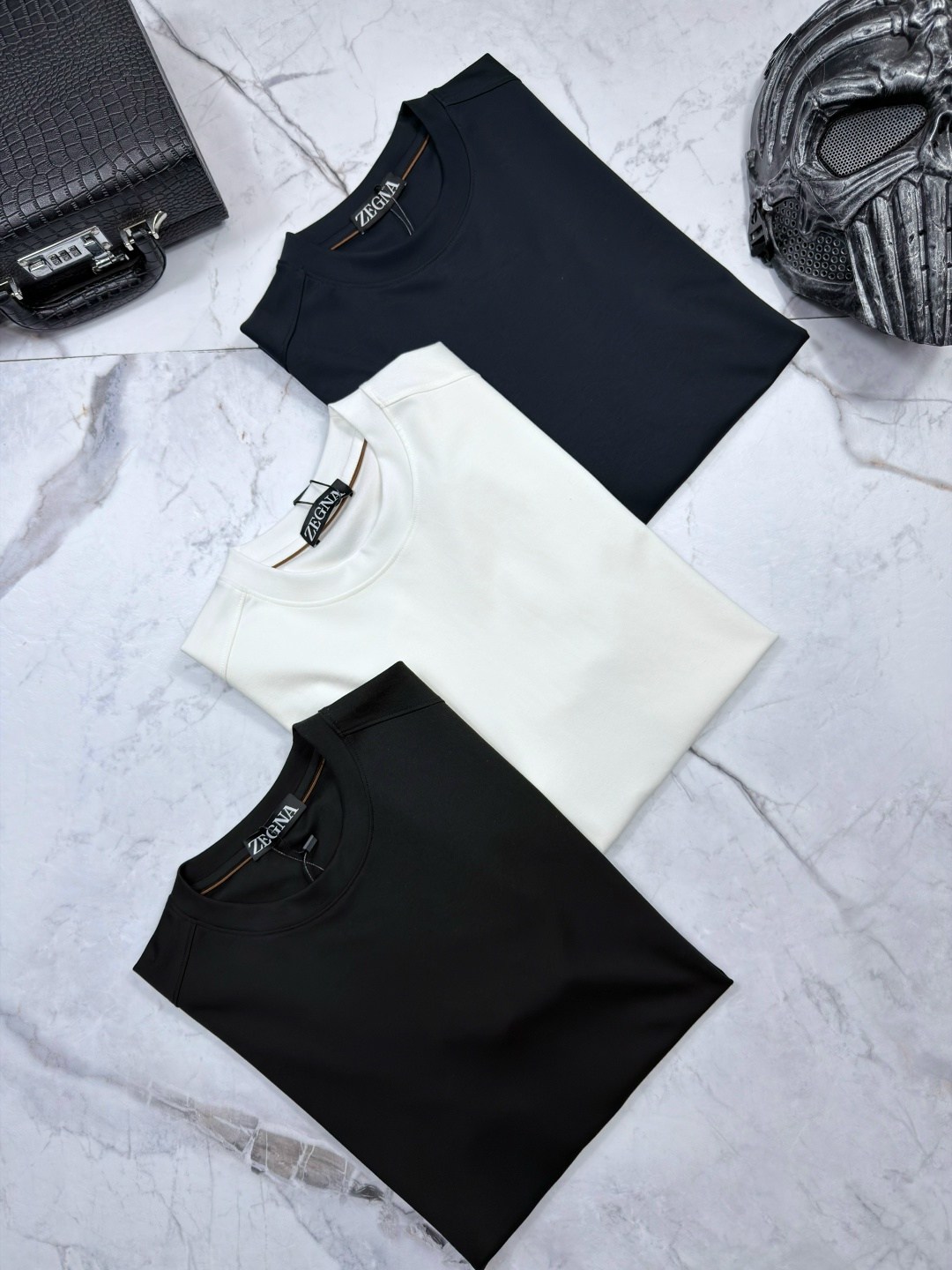 футболки мужские,мужская белая футболка,футболки для мужчин,футболки белые,футболка