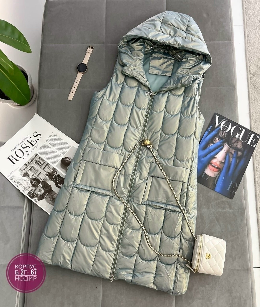 жилетка безрукавка,безрукавка с капюшоном,жилет женский,жилет,жилетка