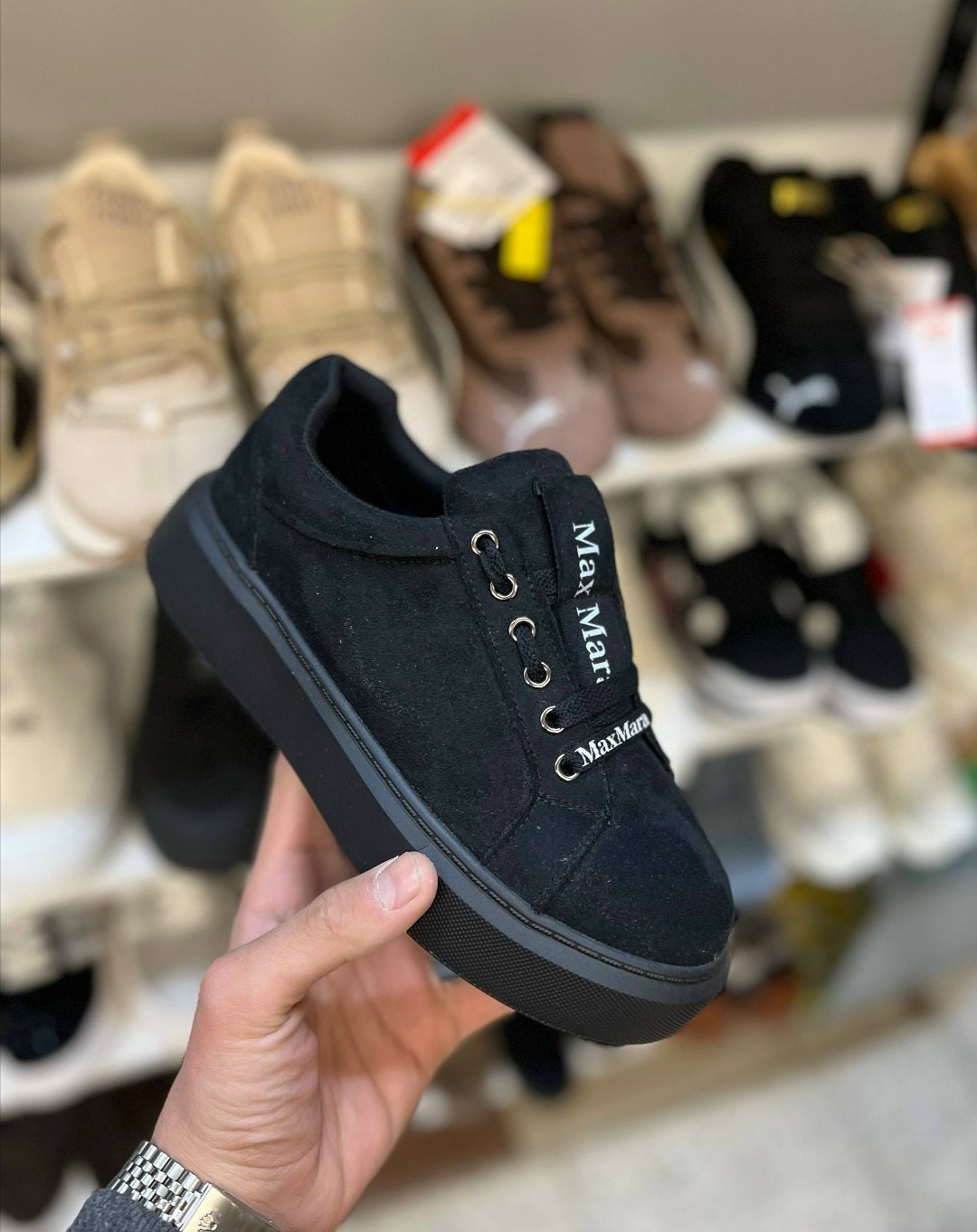 ,черные кеды женские,женские кеды,женские кроссовки,кроссовки замшевые