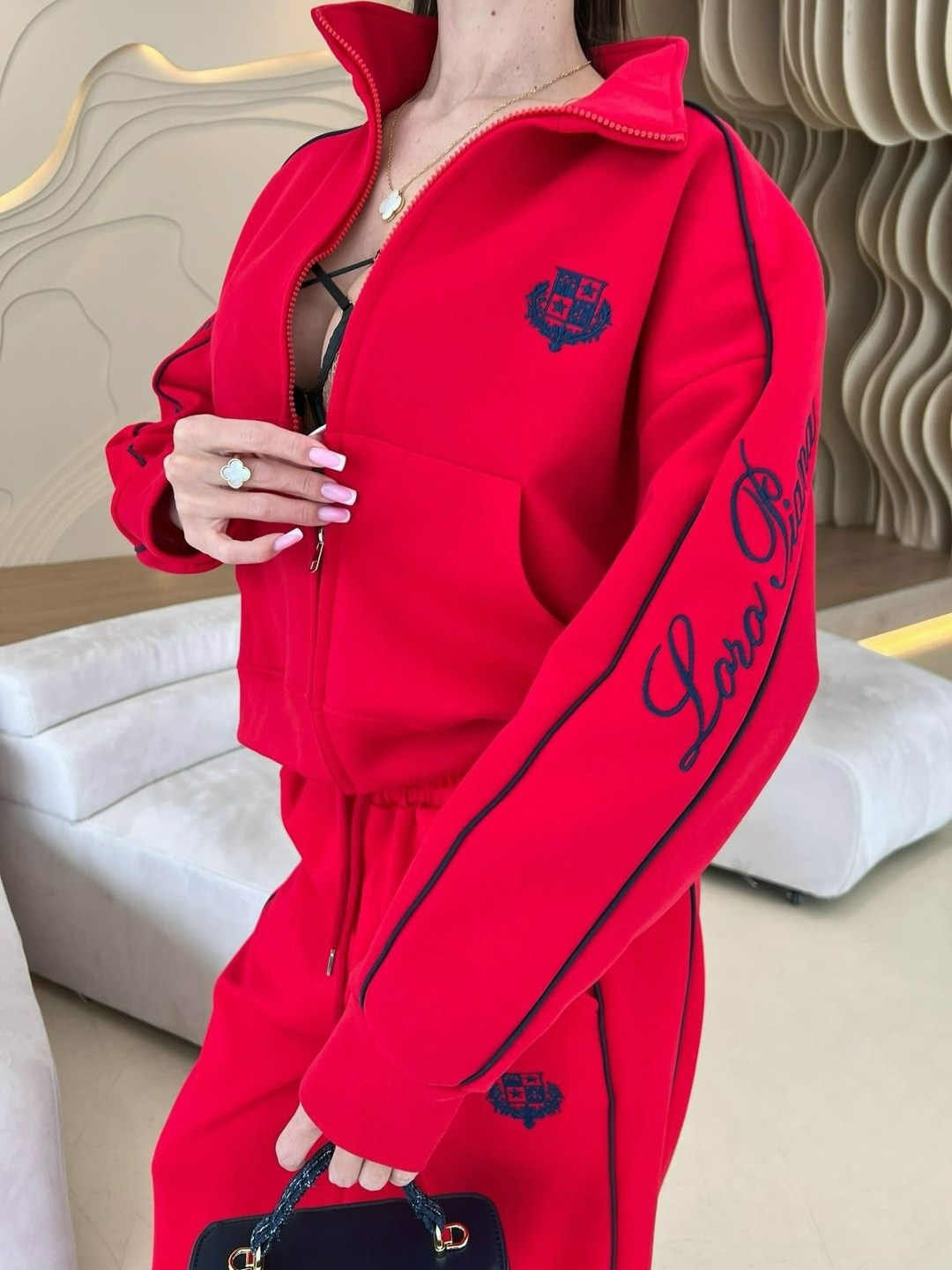 спортивный костюм женский,женский костюм,спортивный костюм,спортивный костюм спортивные костюмы,костюм тройка женский