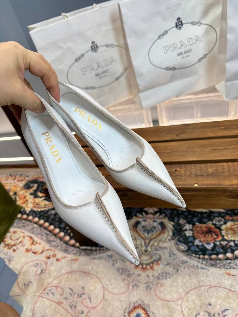 туфли prada,,босоножки prada,prada белые кожаные туфли для женщин,прада туфли