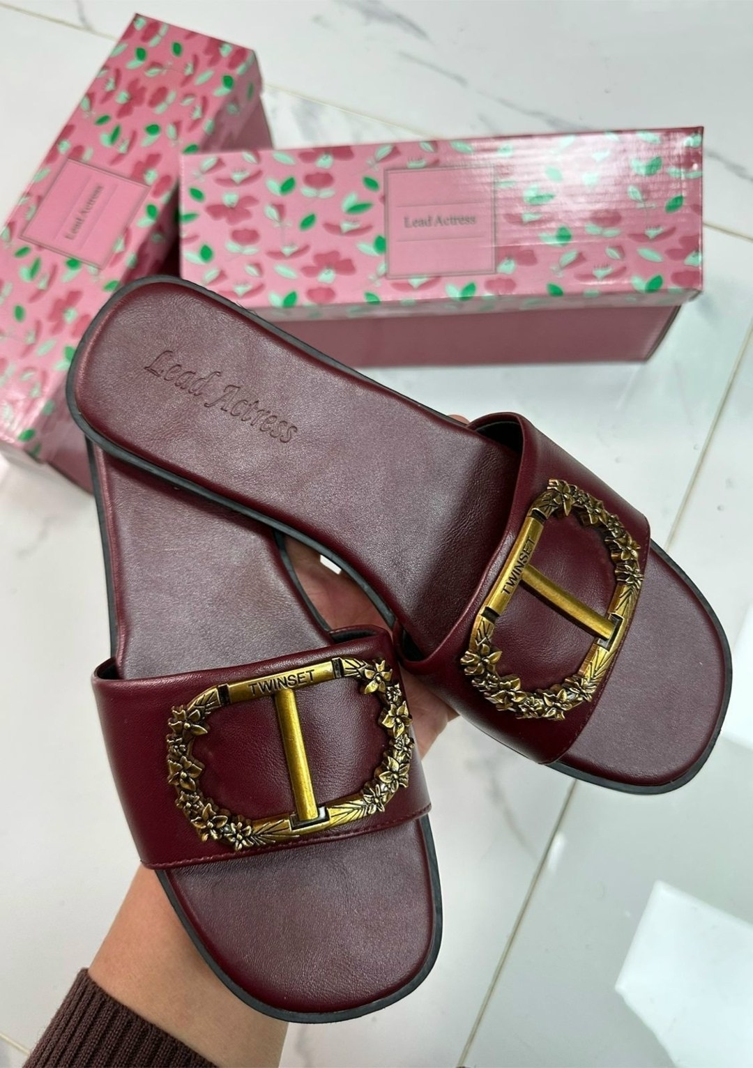 женские шлепанцы,,сандалии стильные,модные сандалии, женская