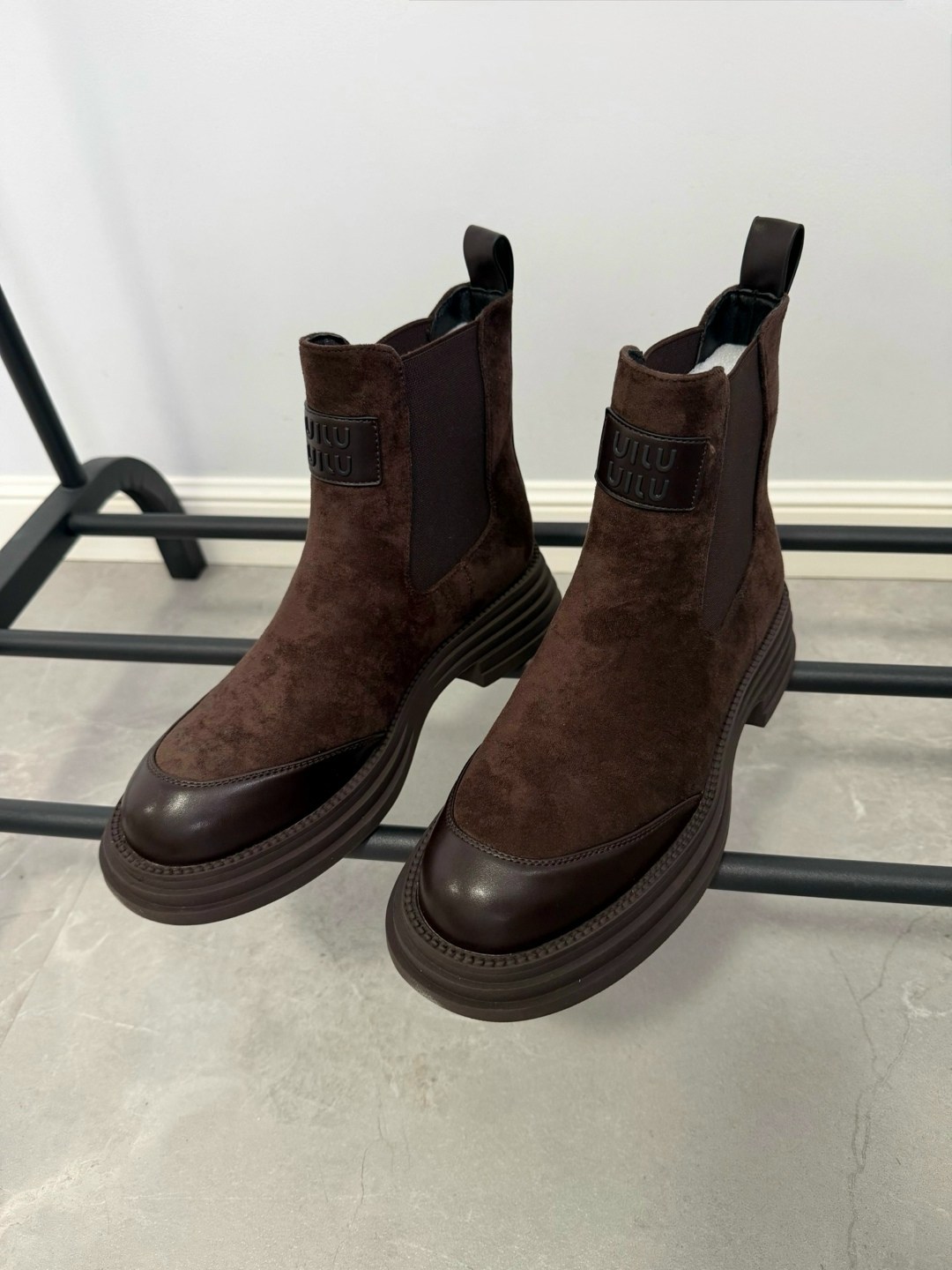 ,замшевые ботинки,женские ботинки челси,женская ,ботинки женские