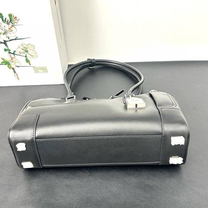 сумка женская,кожаная сумка,сумка,модная сумка,lauren ralph lauren barrel satchel leather satchel