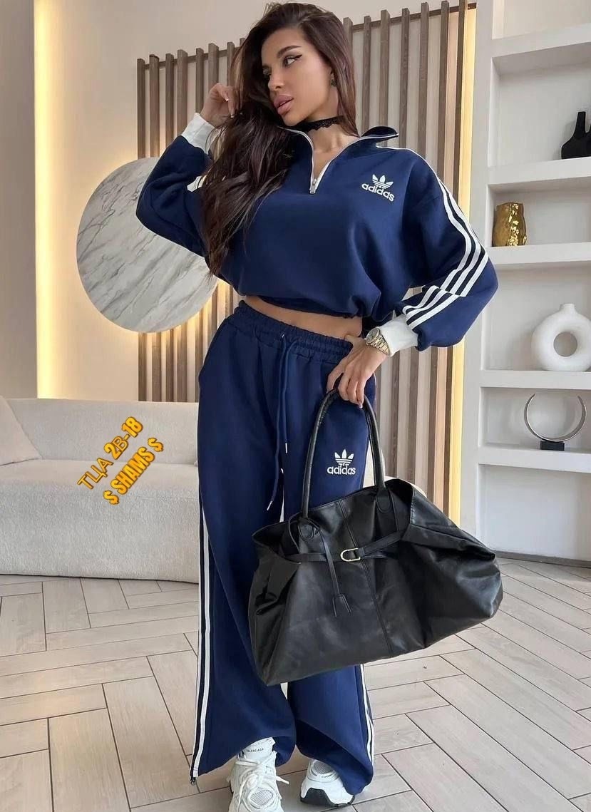 женский спортивный костюм adidas,костюм спортивный женский,спортивный костюм,стильный костюм с лампасами,адидас костюм женский