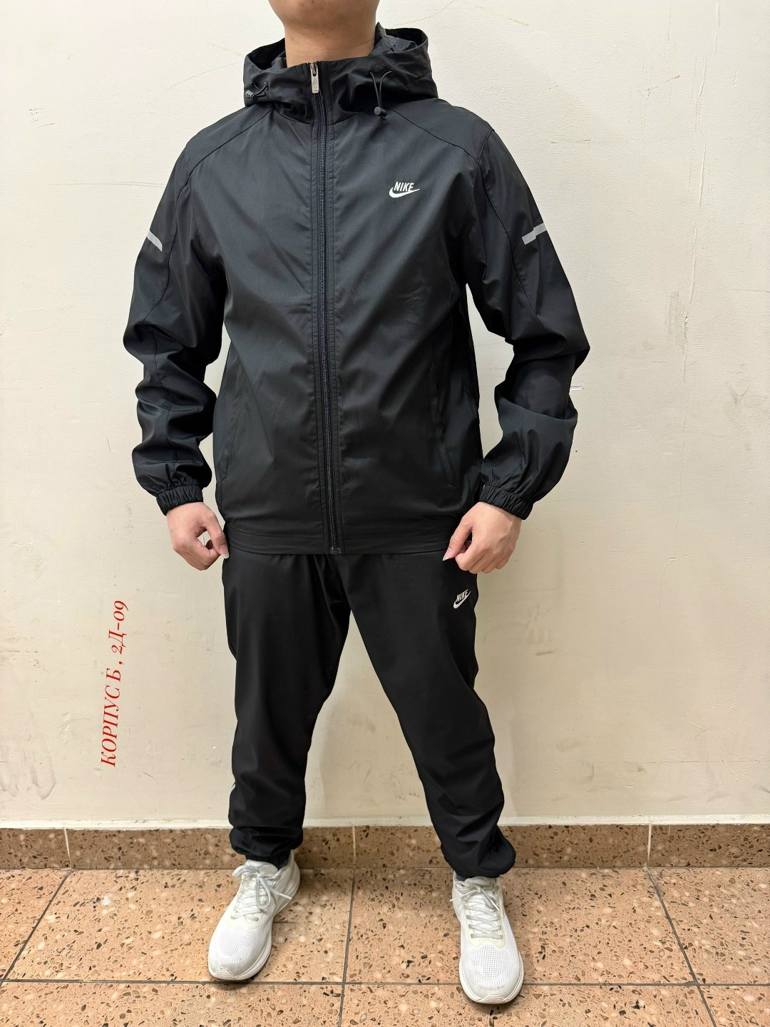 костюм спортивный,мужские спортивные костюмы,спортивный костюм nike,спортивная одежда,костюм на флисе