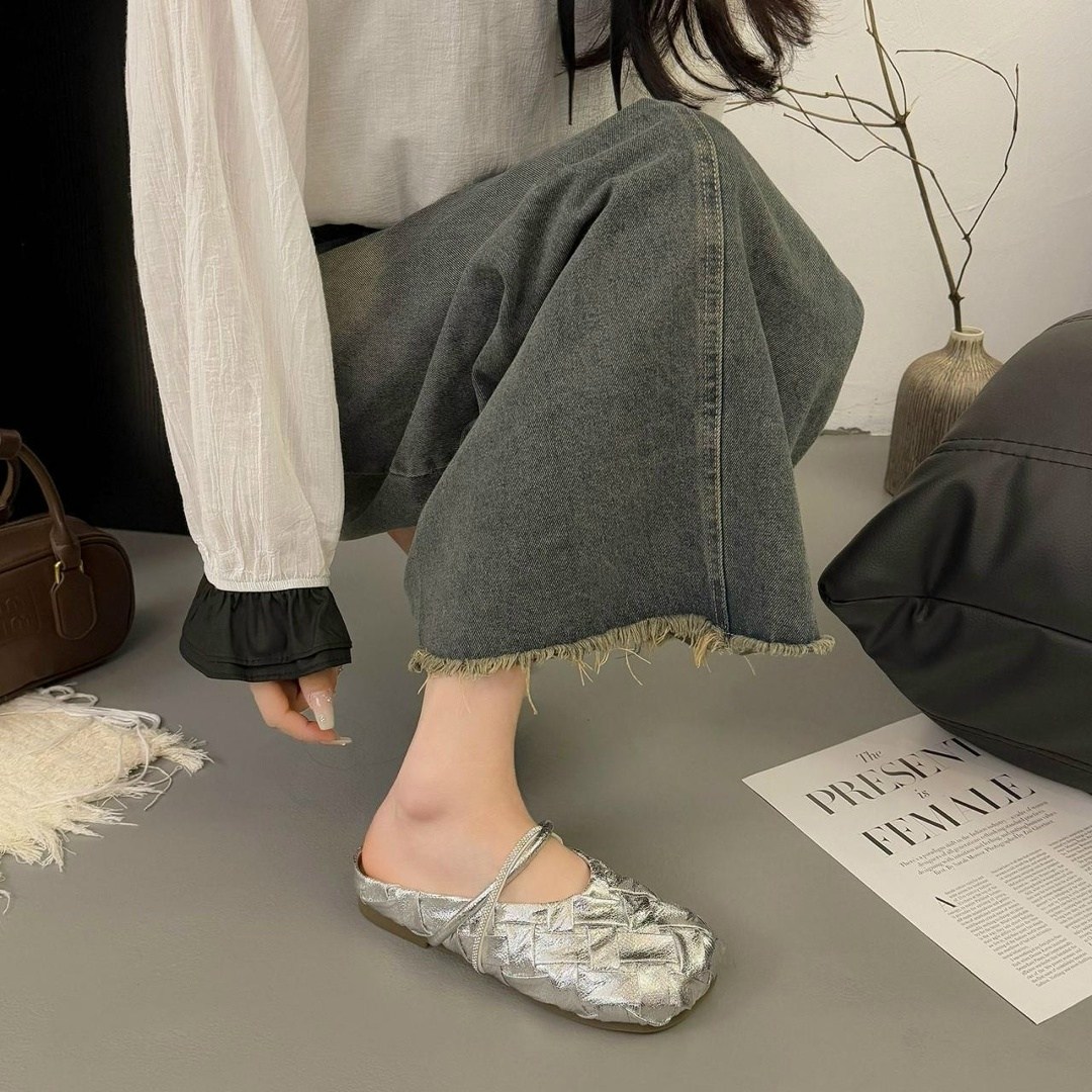 ,тапочки модные,шлепанцы женские,мюли женские,туфли на плоской подошве