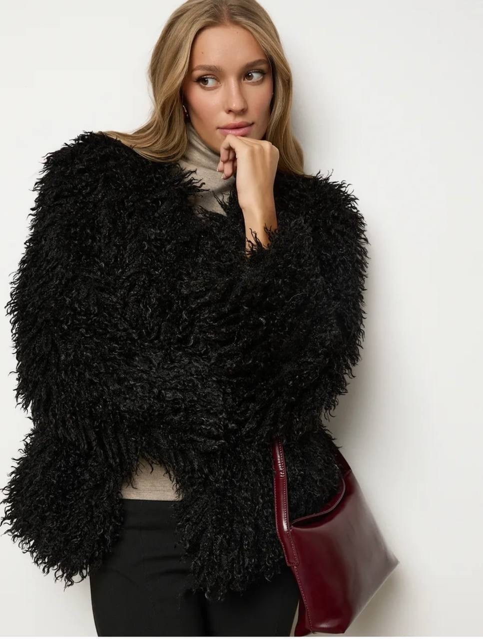 шуба из искусственного меха,пальто из искусственного меха,шубка,шуба искусственная,куртка из искусственного меха