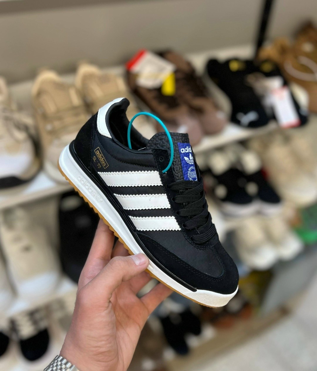 ,черные кеды женские,женские кеды,женские кроссовки,кроссовки замшевые