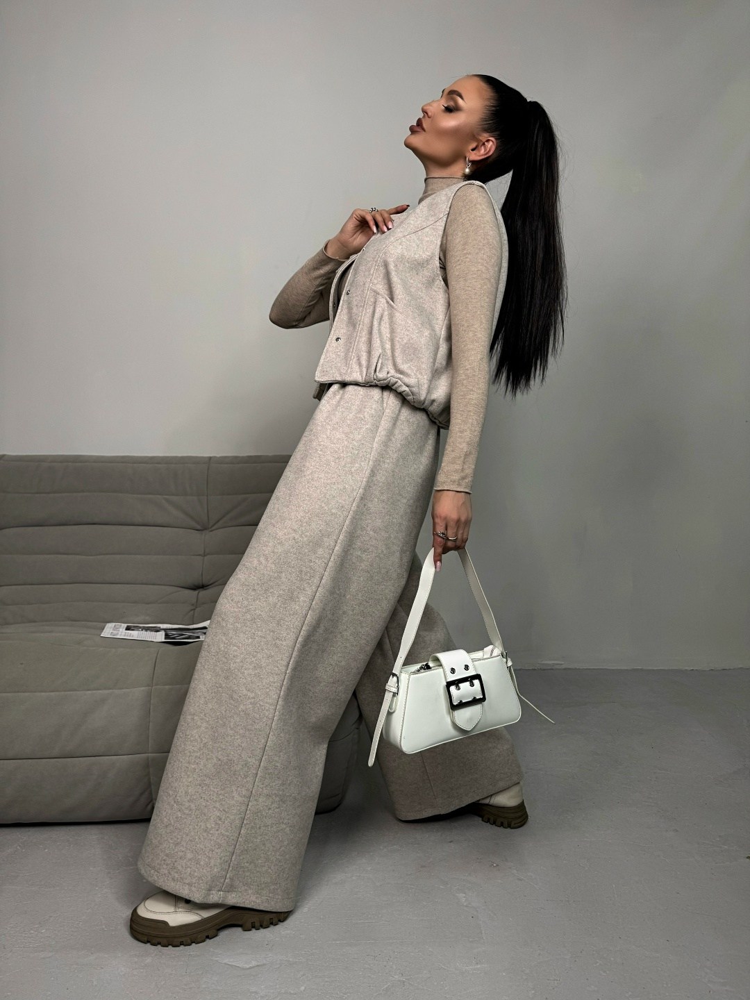 брючный костюм,костюм с брюками,женские костюмы брючные,брючный костюм с жилетом,костюм брючный палаццо