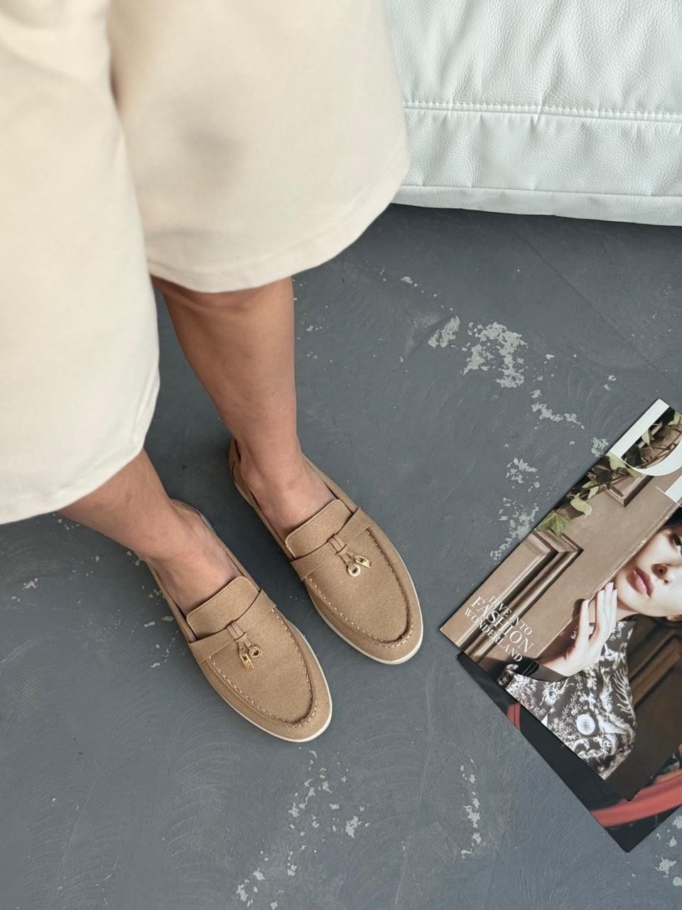 лоферы loro piana женские,,лоферы loro piana,бежевые лоферы,женские лоферы