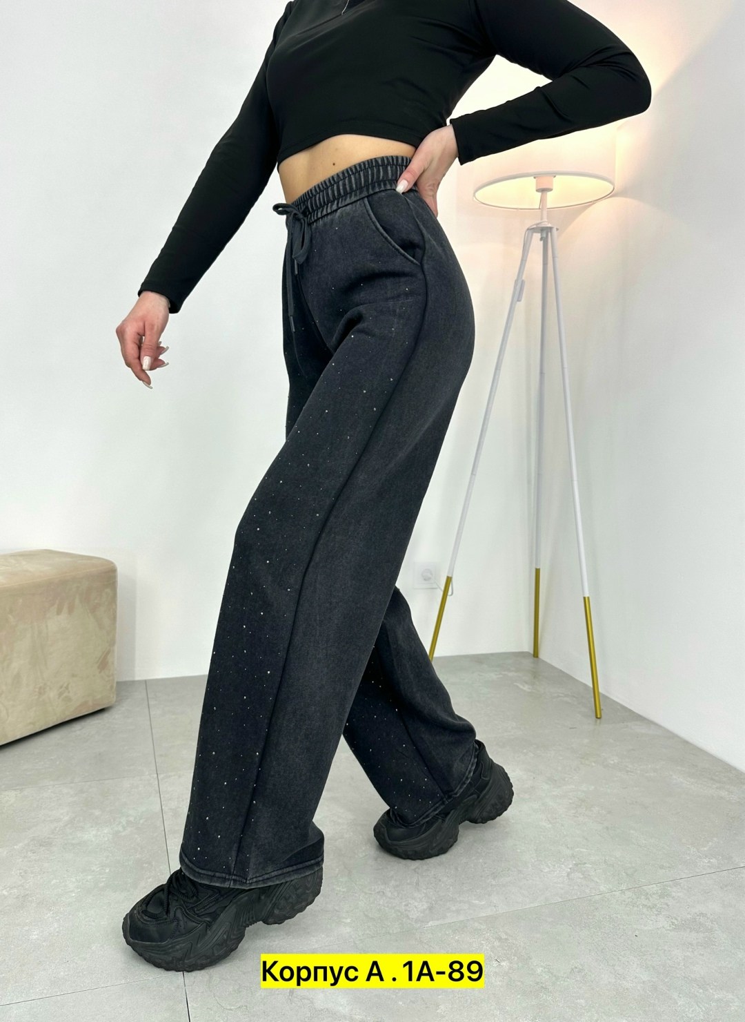 женские брюки,женские штаны,брюки со стразами,брюки штаны,спортивные брюки