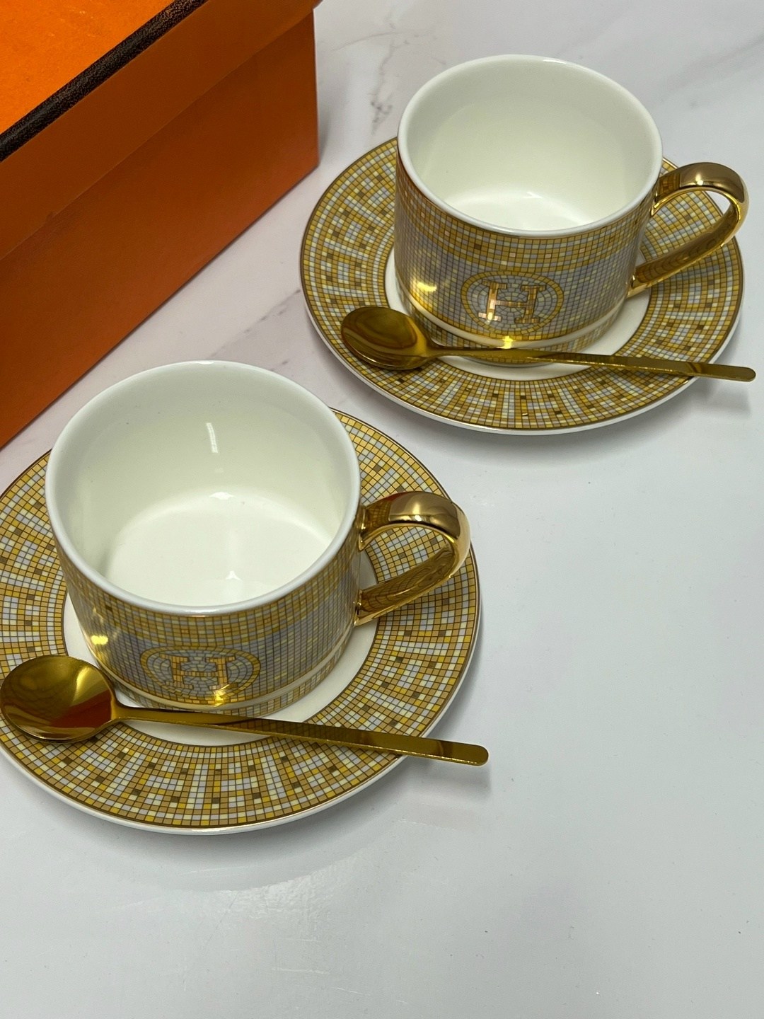чайный набор hermes,посуда hermes,подарочный чайный набор hermes,кофейная чашка hermes,сервиз чайный кофейный набор hermes на 2 персоны фарфор