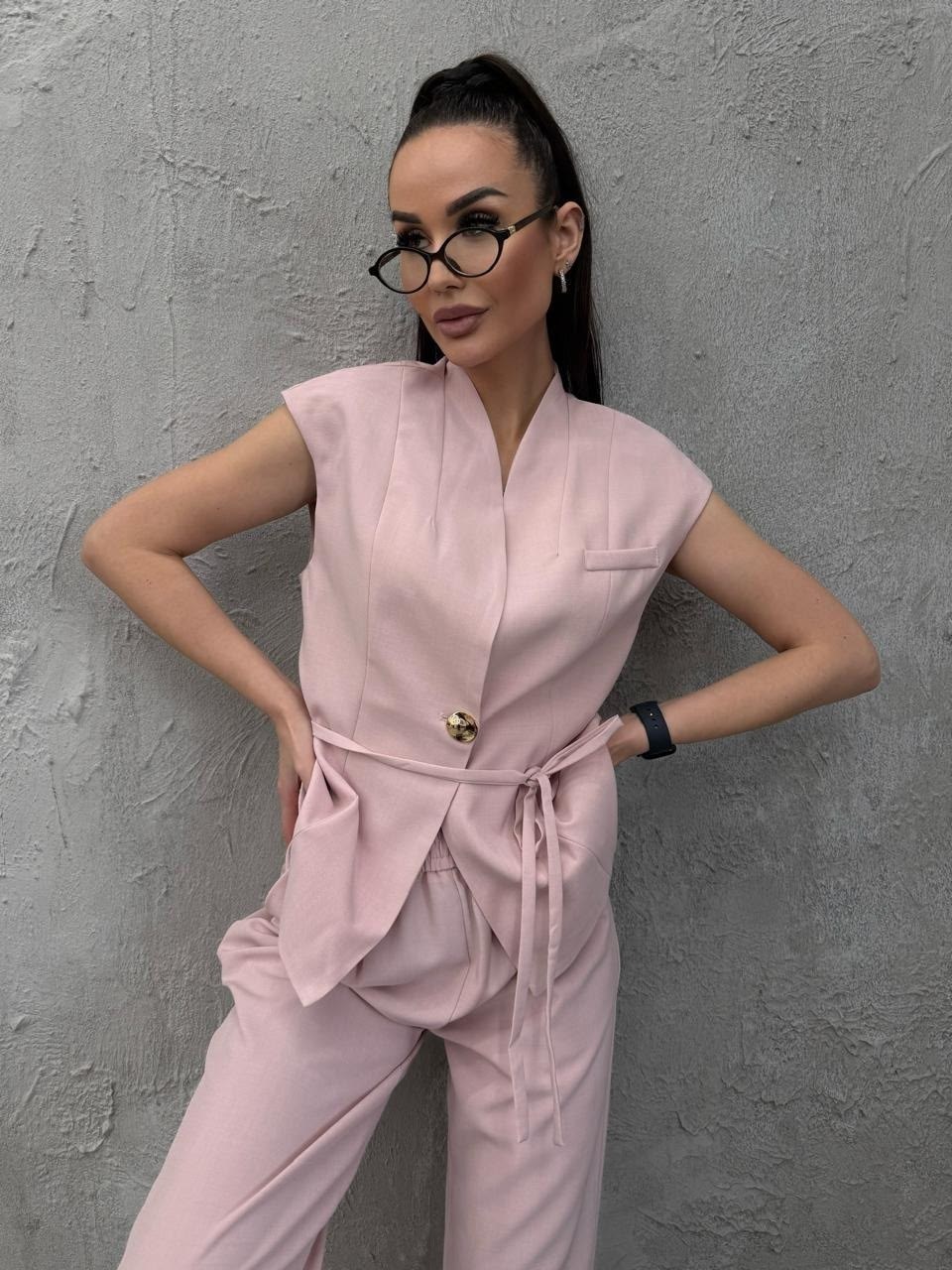 костюм брючный с жилеткой,костюм брючный,летний костюм брючный деловой с жилетом,стильные костюмы,костюм брючный деловой с жилетом dayando