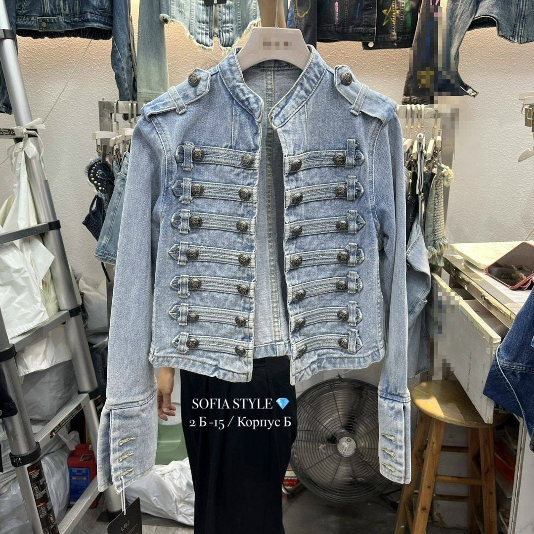 женская джинсовая куртка на пуговицах,богемный вдохновленный военный стиль джинсовая куртка черная пуговица супер,куртка джинсовая с эполетами,куртка в стиле милитари,женская джинсовая куртка в стиле