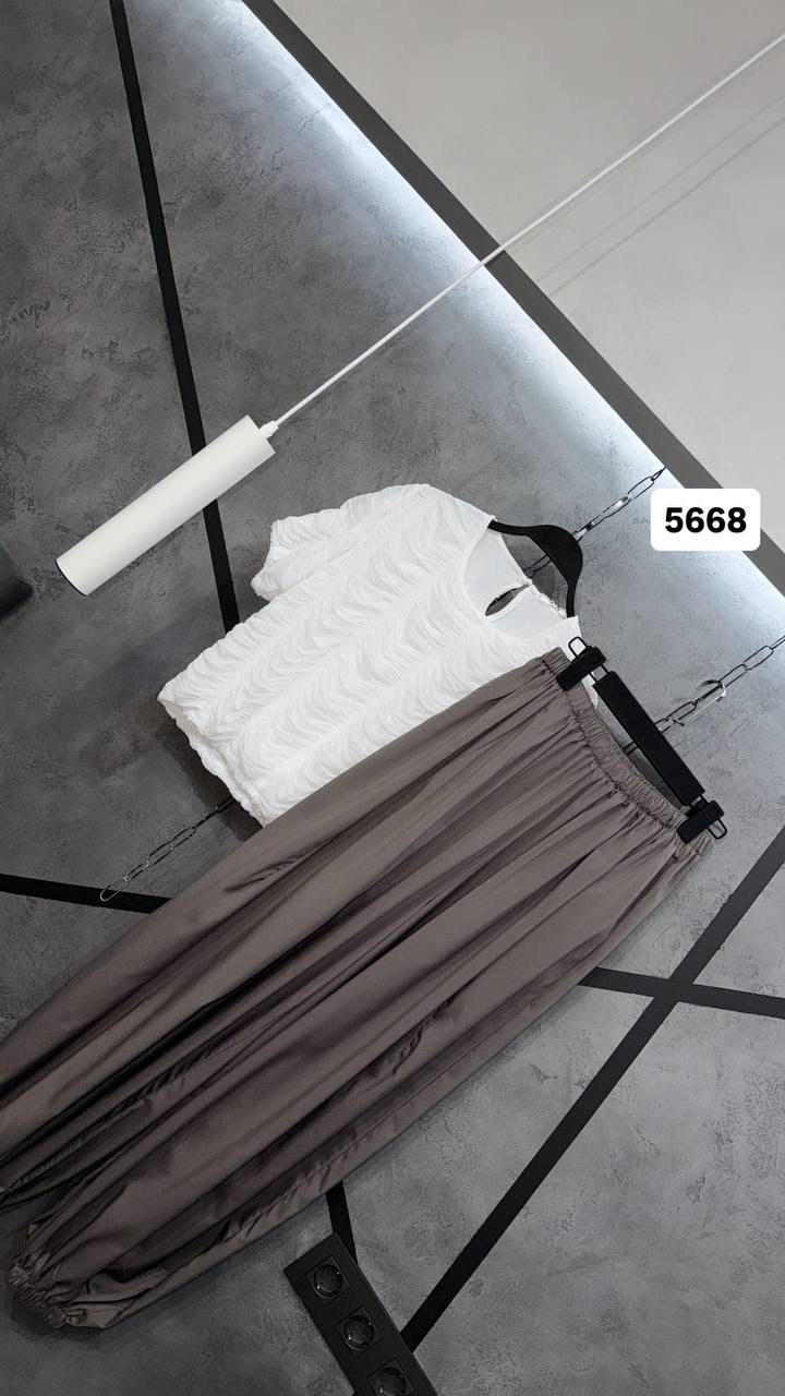 широкие брюки,брюки женские широкие,женские свободные брюки,брюки с широкими штанинами,повседневные брюки