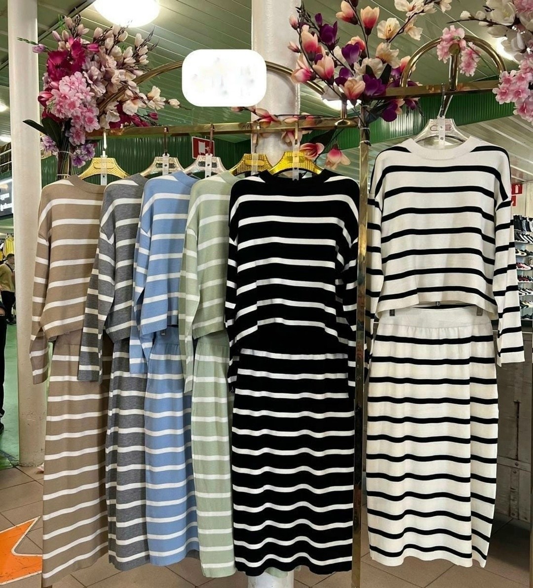 костюм с юбкой,костюмы женские с юбкой,трикотажный костюм с юбкой "тысяча столиц",трикотажный костюм,кофта и юбка