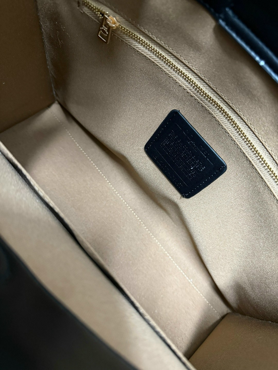 сумка coach,сумка женская coach,женская сумка шоппер coach,сумка,сумка тоут coach