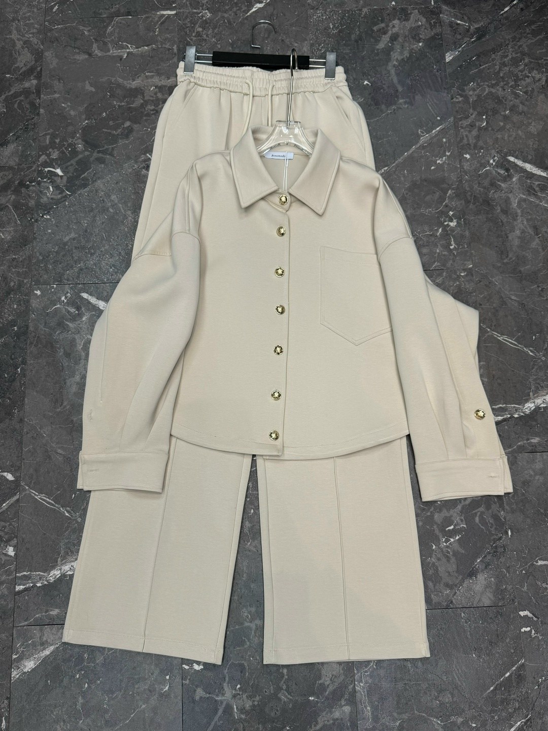 женские костюмы брючные,модные брючные костюмы,костюм брючный с рубашкой,брючный комплект,женские костюмы