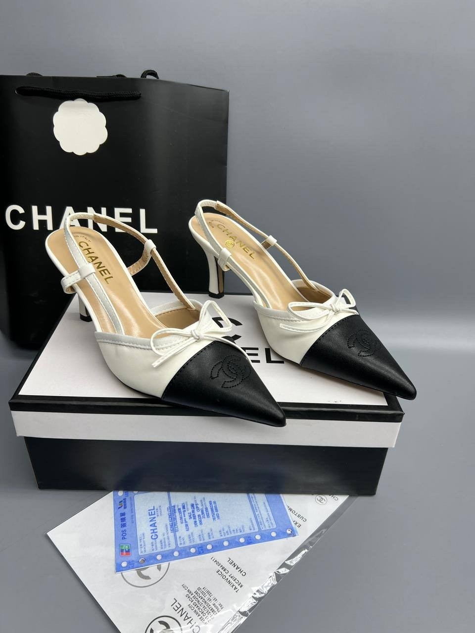 босоножки chanel,босоножки шанель на каблуке,туфли chanel,кожаные белые босоножки chanel на среднем каблуке,