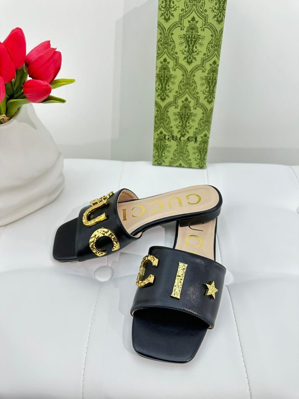 шлепанцы гуччи,сандалии gucci,женские сандалии,женские шлепанцы,