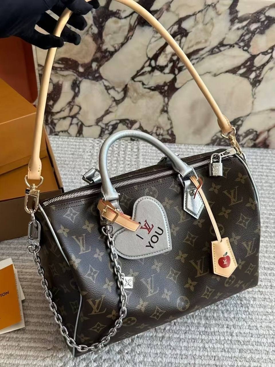 сумка женская louis vuitton,сумка louis vuitton,louis vuitton speedy,сумка бочонок луи виттон,сумка-подушка lv speedy 30 см