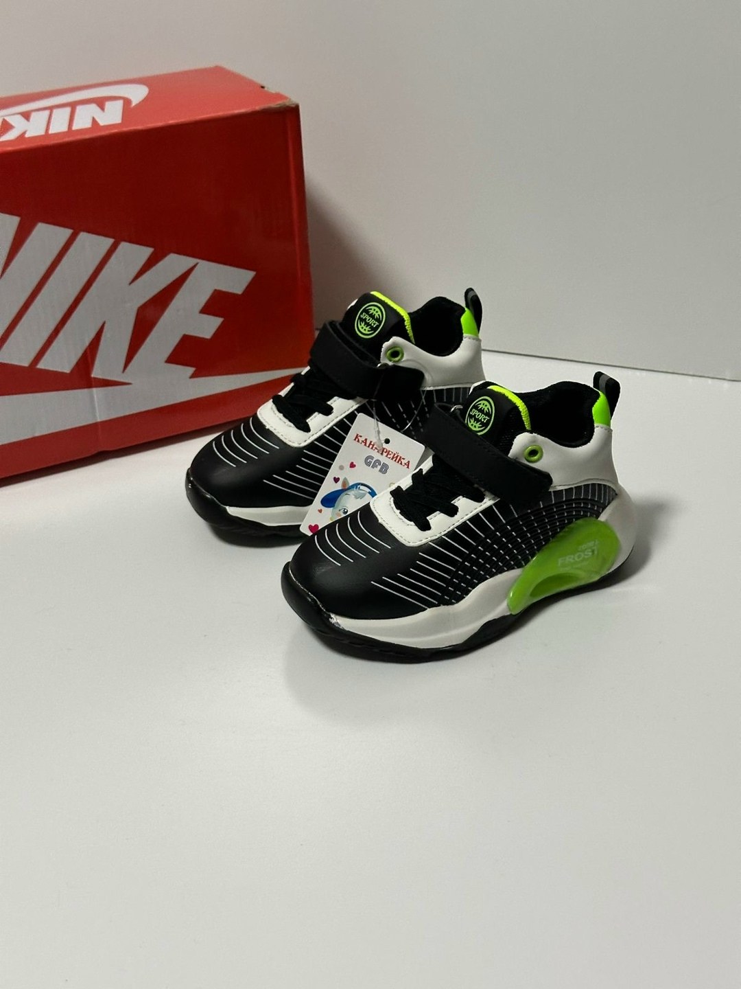 ботинки канарейка 23,кроссовки,детские кроссовки,,детская