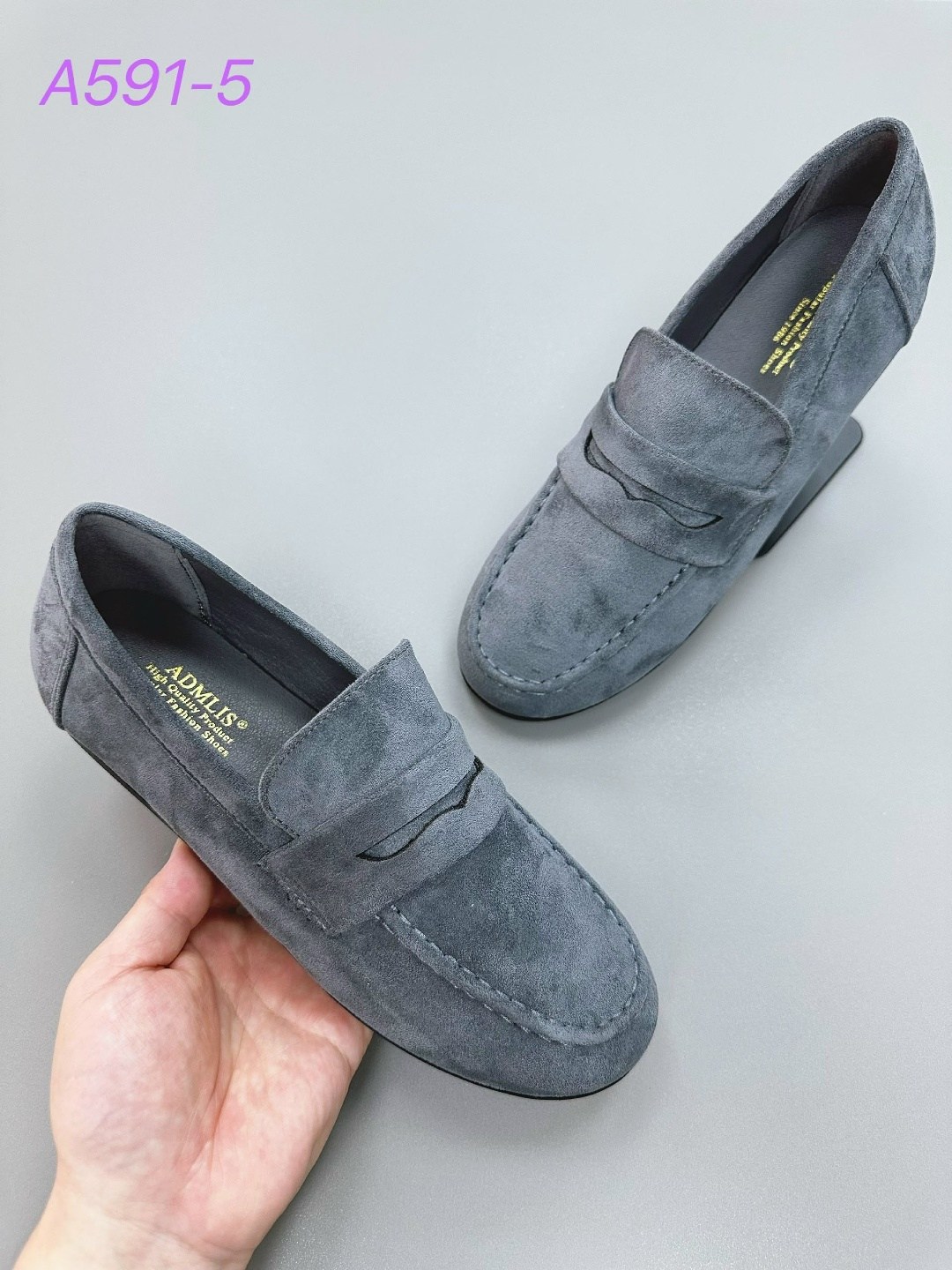 ,женские замшевые серые лоферы loro piana open walk,женские лоферы,замшевые мокасины,лоферы