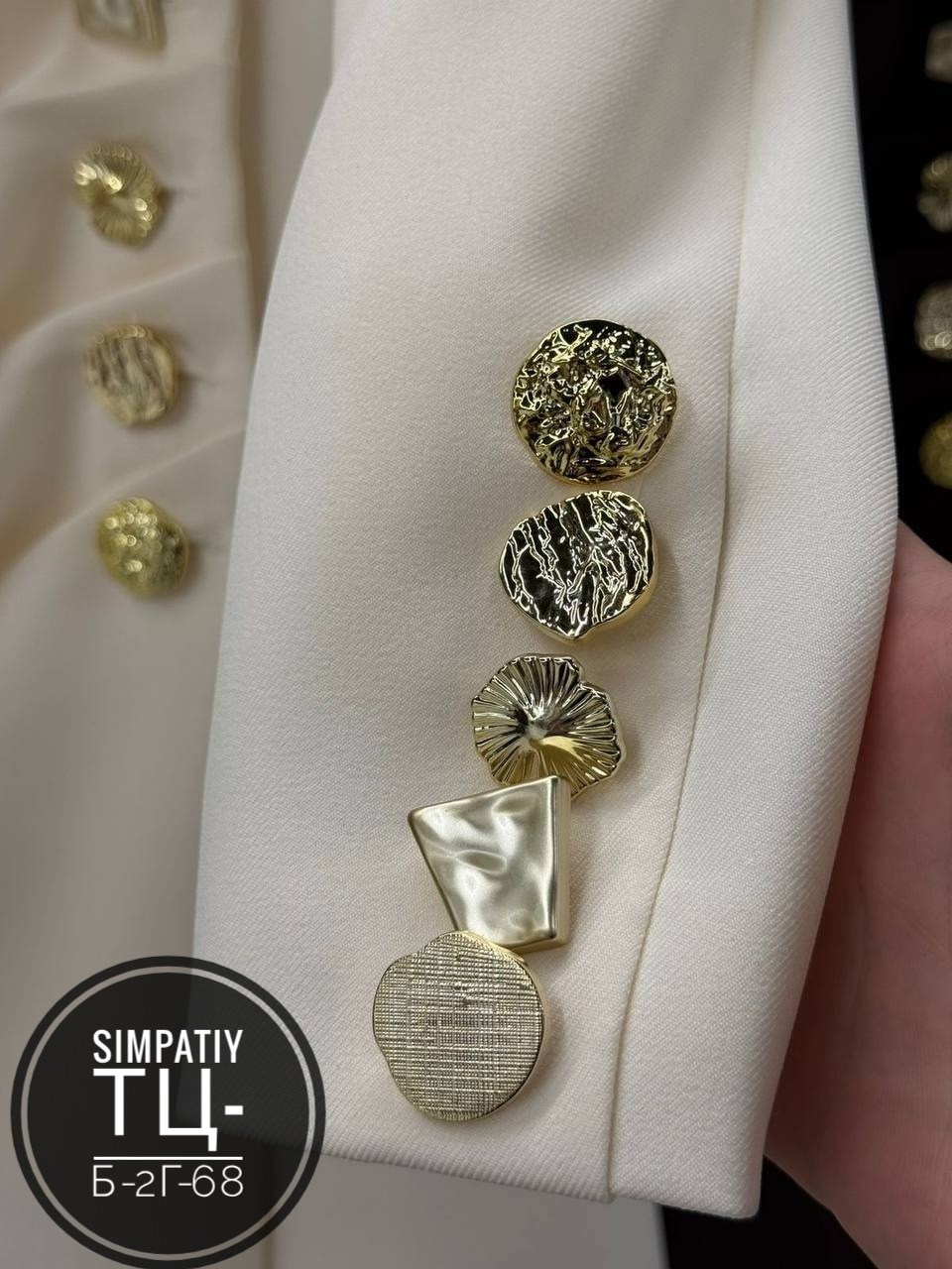 платье пиджак,черное платье пиджак,платье пиджак с пуговицами,платье пиджак женский,платье пиджак костюмка