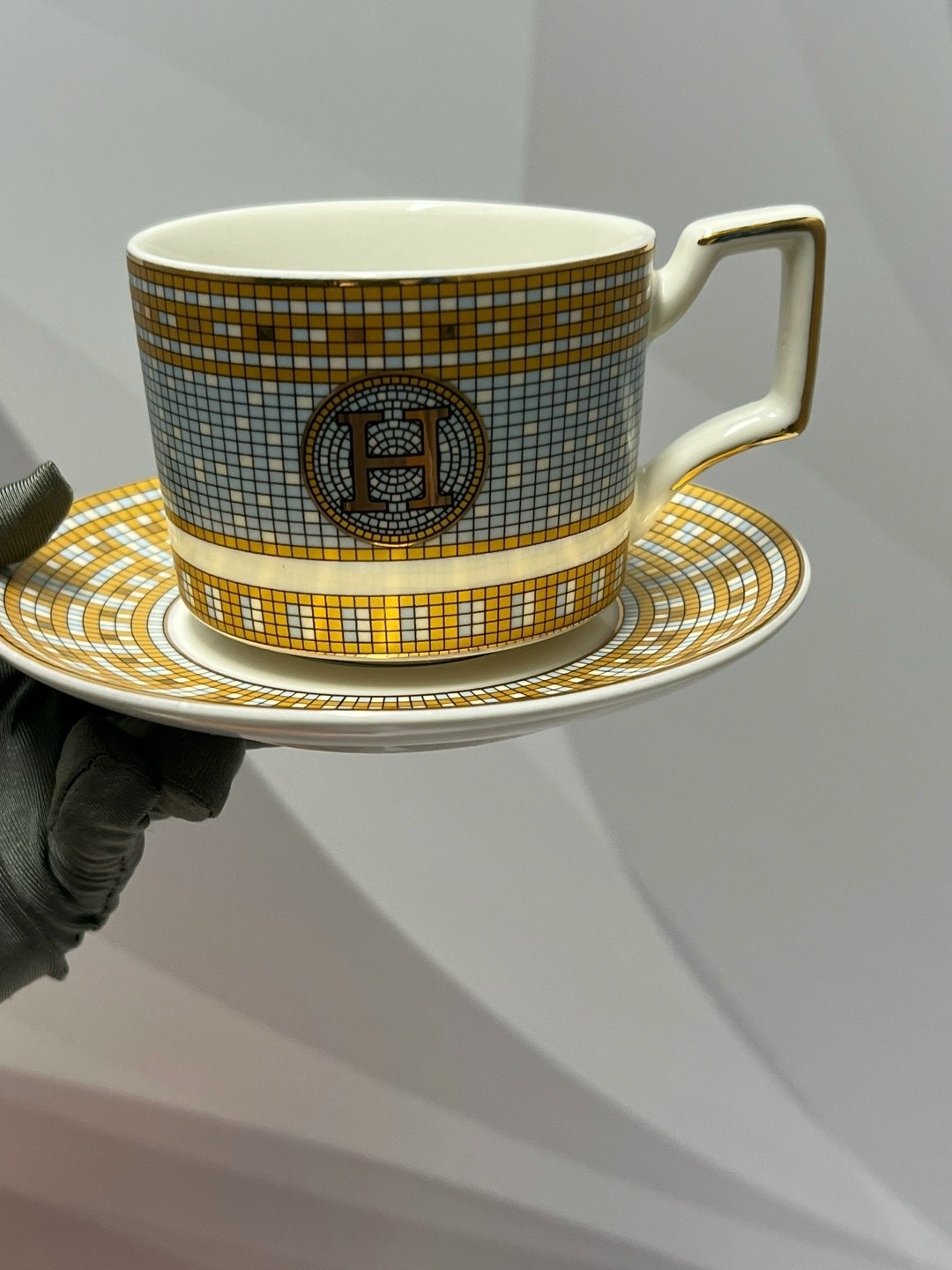 hermes mosaique au 24 gold,посуда версаче,сервиз столовые,hermes mosaique посуда platinum,тарелки версаче