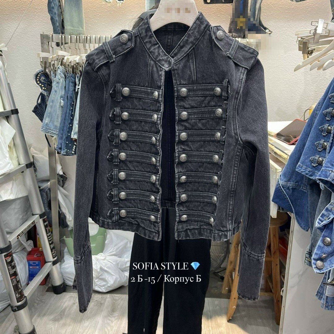 женская джинсовая куртка на пуговицах,богемный вдохновленный военный стиль джинсовая куртка черная пуговица супер,куртка джинсовая с эполетами,куртка в стиле милитари,женская джинсовая куртка в стиле