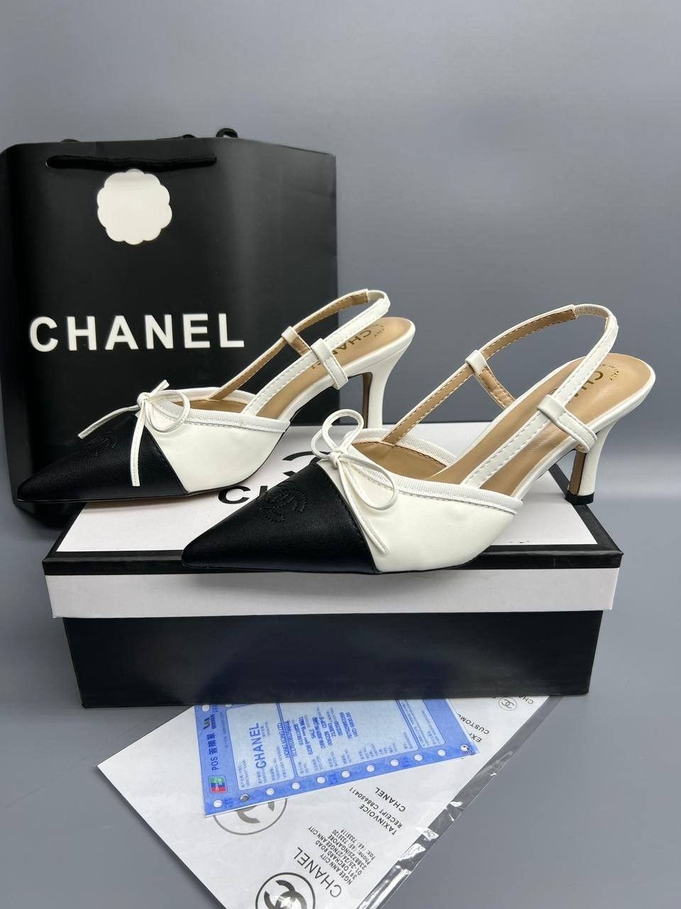 босоножки chanel,босоножки шанель на каблуке,туфли chanel,кожаные белые босоножки chanel на среднем каблуке,